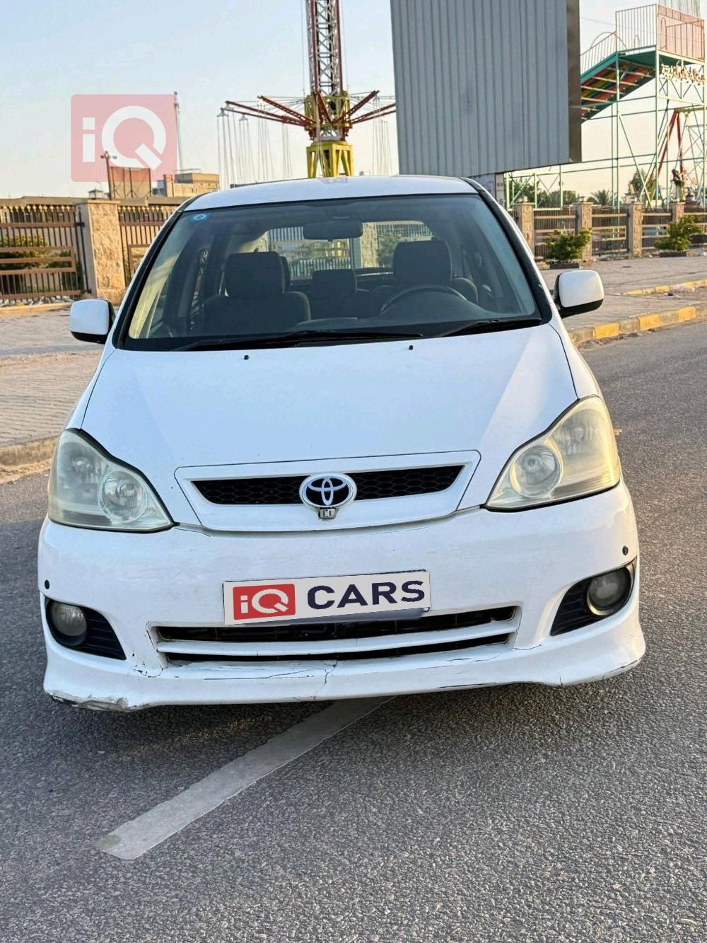 تويوتا إبسم